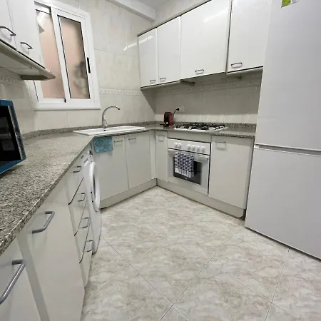 7 Personas En Calafell, Barcelona. Apartment